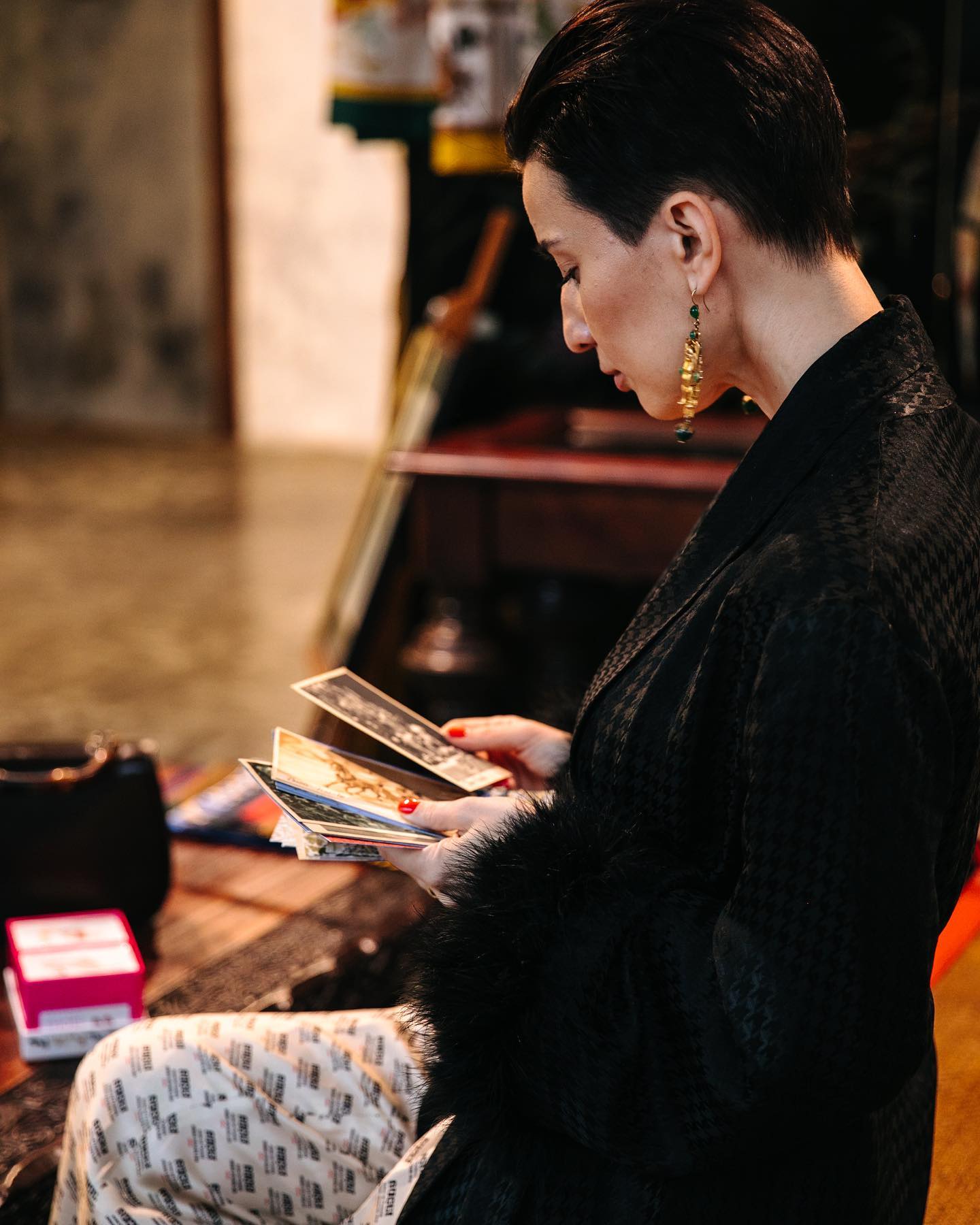 KIRA VINTAGE & ART POP-UP STORE